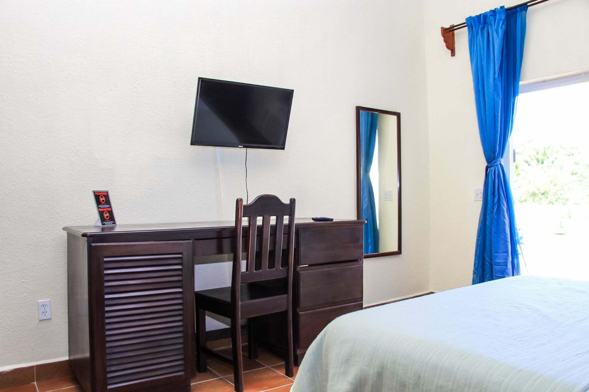 Cohoon Ridge West End Divers Resort מראה חיצוני תמונה